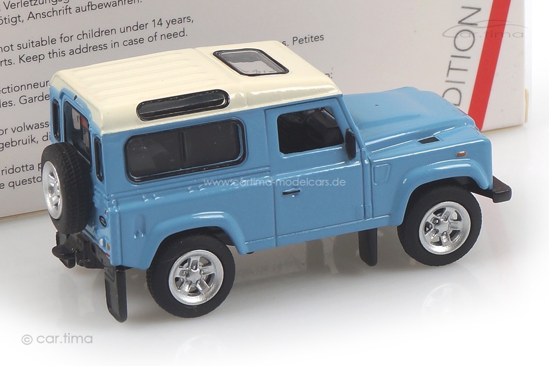 Land Rover Defender hellblau Schuco 1:64 452027500