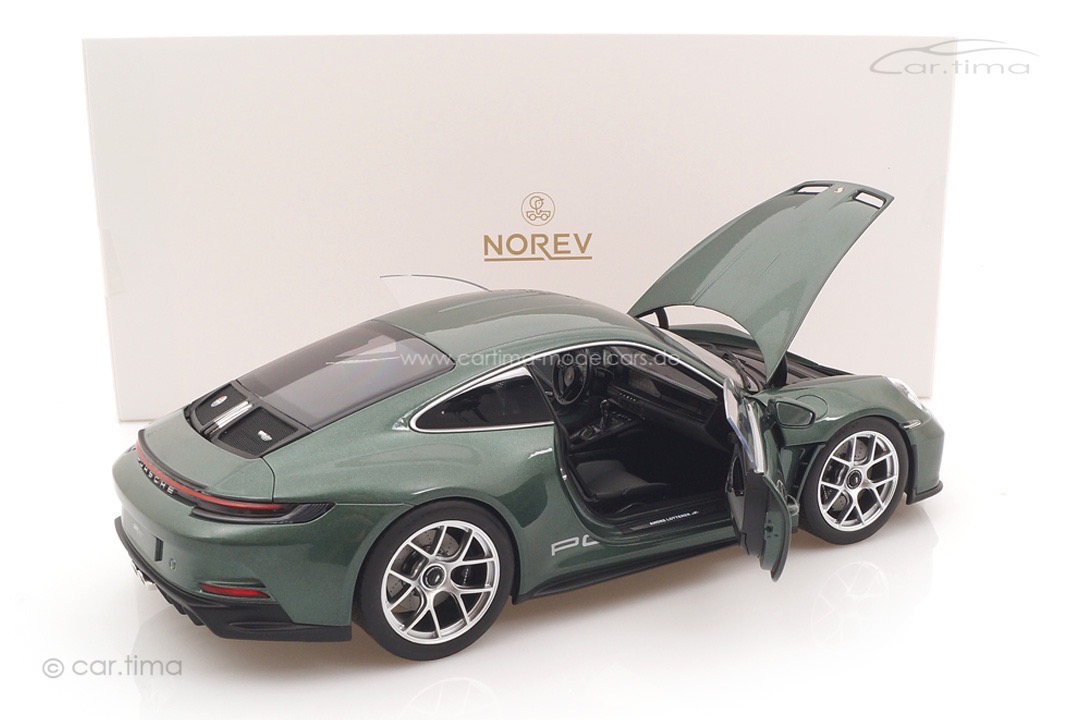 Porsche 911 (992) S/T Malachitgrün Norev 1:18 187472