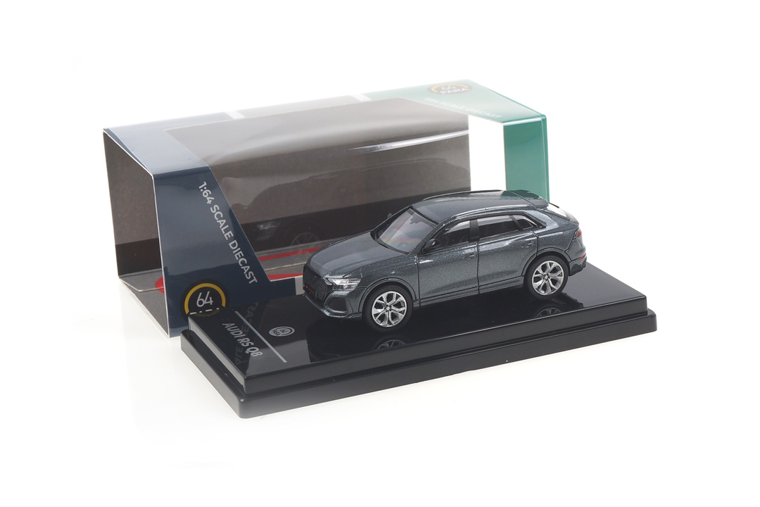 Audi RS Q8 Daytona grey Paragon 1:64 PA-55172