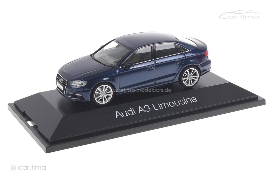 Audi A3 Limousine Scubablue met. Herpa 1:43 070744
