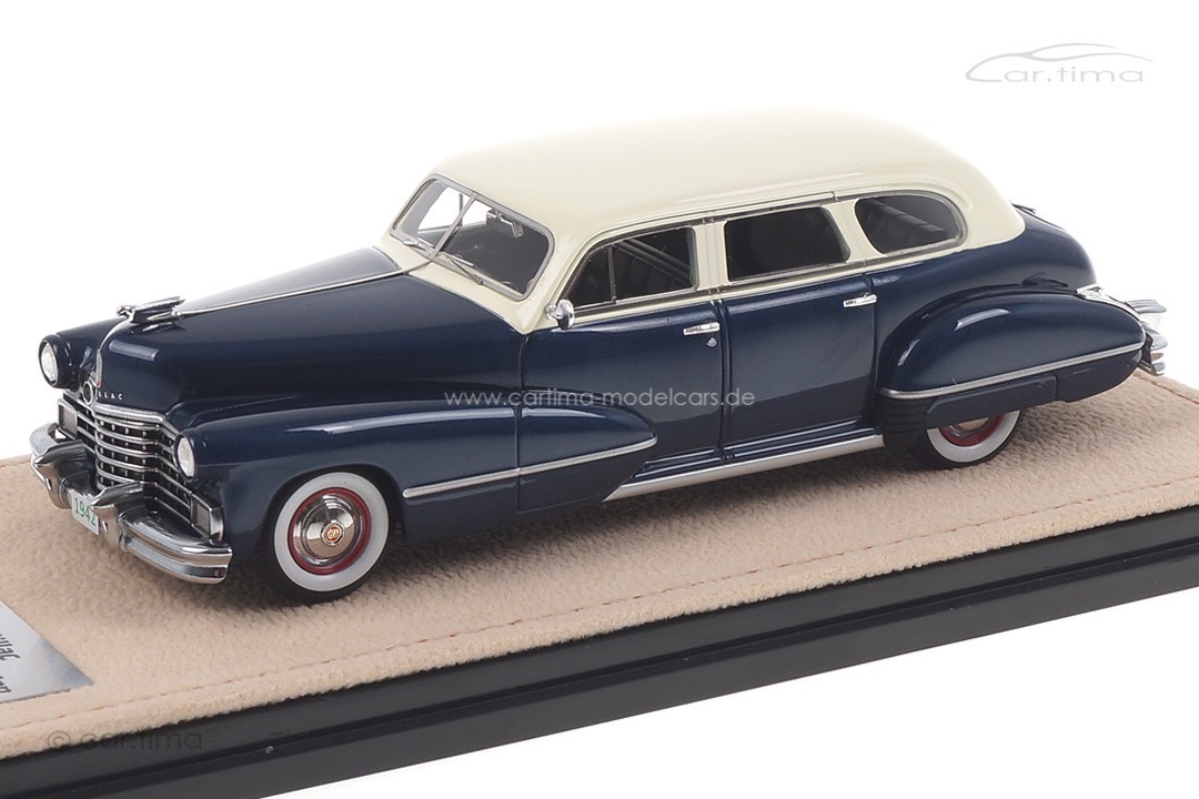 Cadillac Series 67 blau/weiß Stamp Models 1:43 STM42802 Cadillac Series 67 blau/weiß Stamp Models 1:43 STM42802