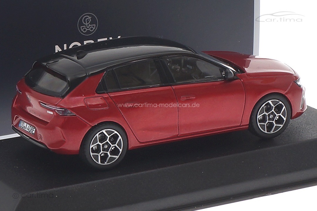 Opel Astra 2022 rot met. Norev 1:43 360062 Opel Astra 2022 rot met. Norev 1:43 360062
