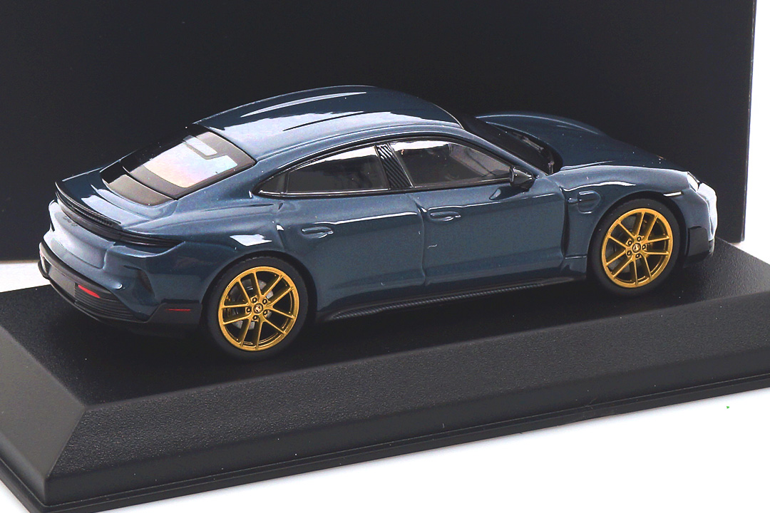 Porsche Taycan Turbo GT (J1 PA) Paleblue met. Norev 1:43 WAP0201040STBE