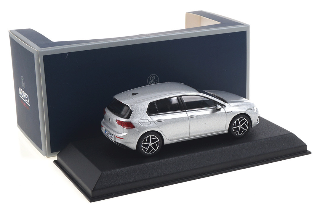 VW Volkswagen Golf 2020 silber Norev 1:43 840132 VW Volkswagen Golf 2020 silber Norev 1:43 840132