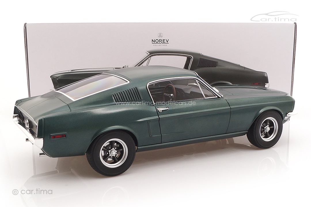Ford Mustang Fastback Satingrünmet. Norev 1:12 122702