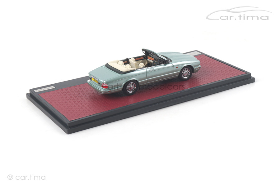 Daimler Corsica Concept blau met. Matrix Scale Models 1:43 MX50402-031 Daimler Corsica Concept blau met. Matrix Scale Models 1:43 MX50402-031