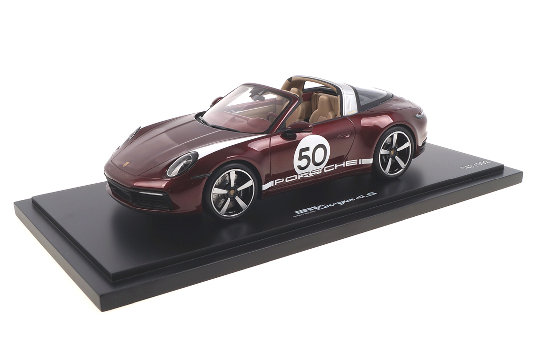 Porsche 911 (992) Targa 4S Heritage Design Cherryrot Spark 1:18 WAP0219110MTRG Porsche 911 (992) Targa 4S Heritage Design Cherryrot Spark 1:18 WAP0219110MTRG