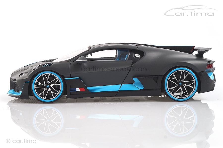 Bugatti Divo Bburago 1:18 18-11045Z Bugatti Divo Bburago 1:18 18-11045Z