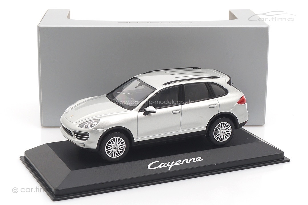 Porsche Cayenne (958) Silber Minichamps 1:43 WAP0200020B