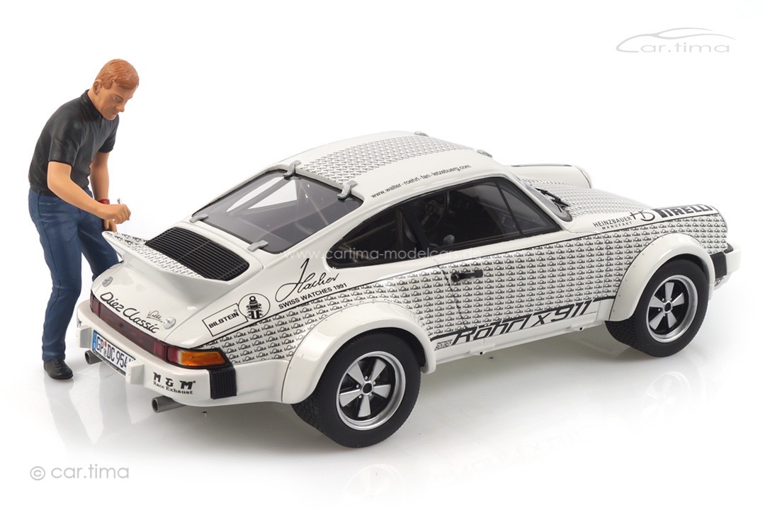 Porsche 911 Röhrlx911 mit Walter Röhrl Figur Schuco 1:18 450024900
