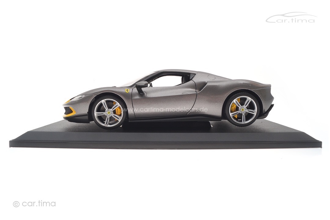 Ferrari 296 GTB Assetto Fiorano 2022 grau met./gelb Bburago 1:18 18-16017G Ferrari 296 GTB Assetto Fiorano 2022 grau met./gelb Bburago 1:18 18-16017G