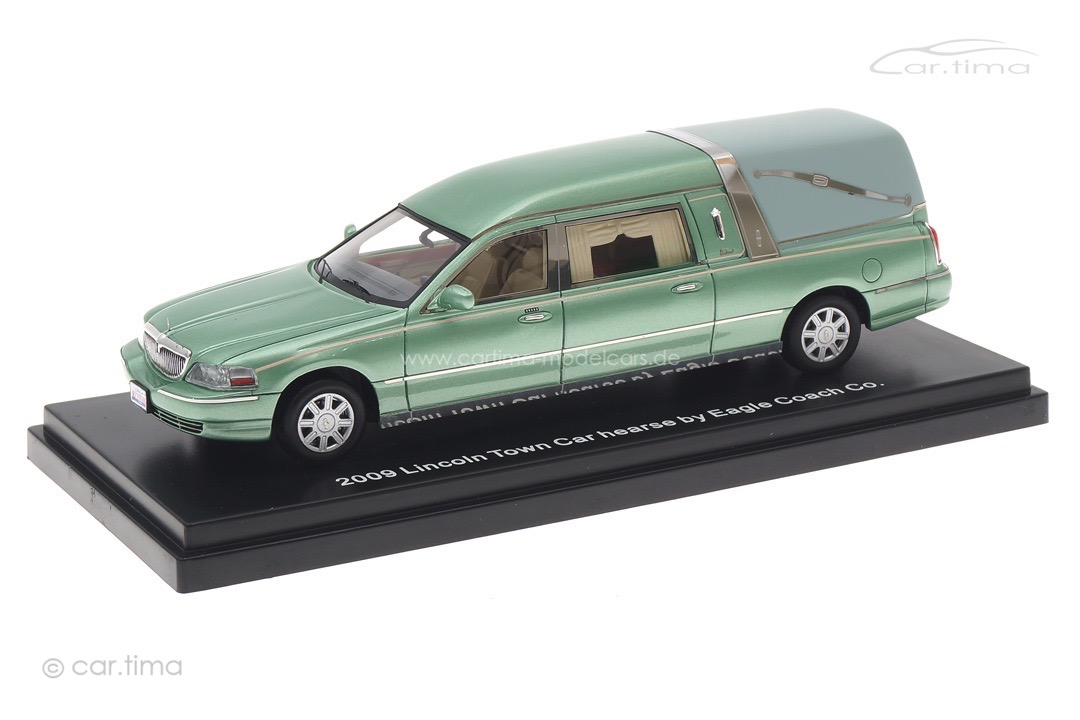 Lincoln Town Car Hearse by Eagle Coach Co. 2009 grün Esval Models 1:43 EMUS43022A Lincoln Town Car Hearse by Eagle Coach Co. 2009 grün Esval Models 1:43 EMUS43022A
