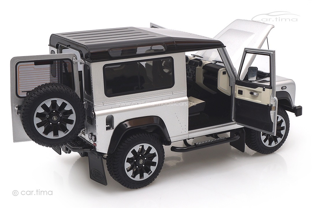 Land Rover Defender 90 Works 2018 silber LCD Models 1:18 LCD18007-SI Land Rover Defender 90 Works 2018 silber LCD Models 1:18 LCD18007-SI
