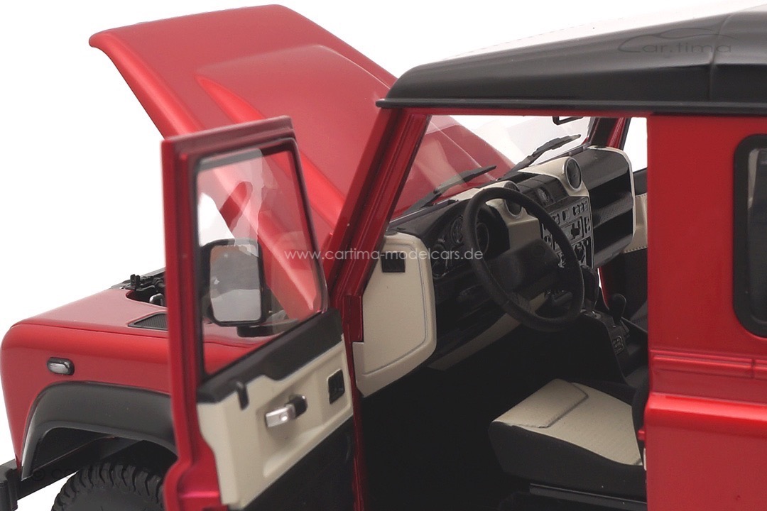 Land Rover Defender 90 Works 2018 rot LCD Models 1:18 LCD18007-RE