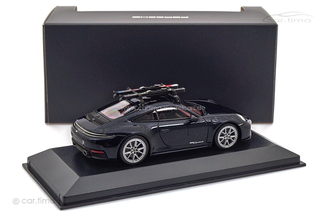 Porsche 911 (992.2) Carrera mit Ski schwarz met. Minichamps 1:43 WAP0201650SSK