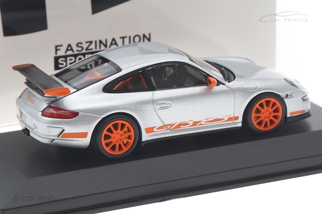Porsche 911 (997) GT3 RS silber/Dekor orange Minichamps 1:43 403066013 Porsche 911 (997) GT3 RS silber/Dekor orange Minichamps 1:43 403066013