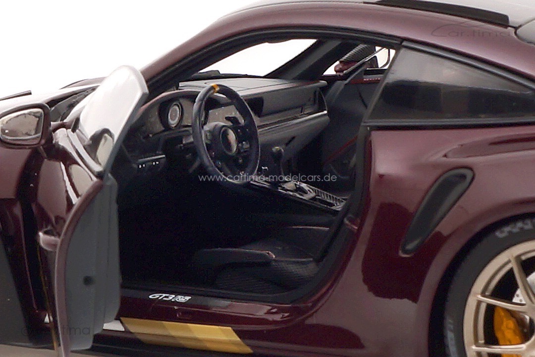 Porsche 911 (992) GT3 RS Weissach Package Amethyst met. Minichamps 1:18 110062029 Porsche 911 (992) GT3 RS Weissach Package Amethyst met. Minichamps 1:18 110062029