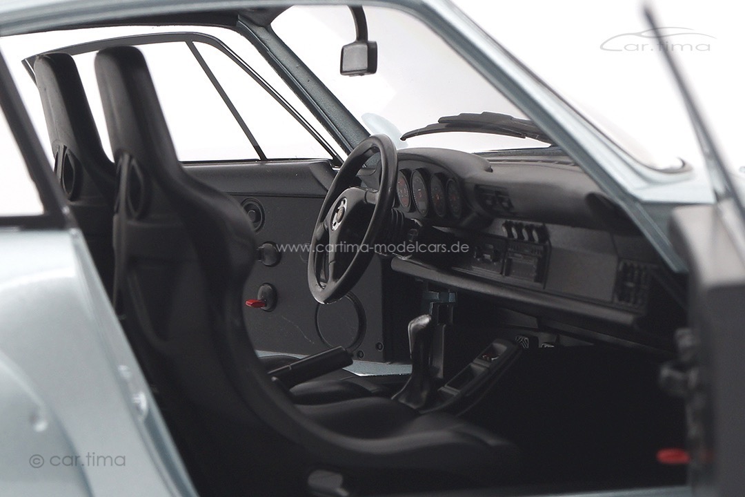 Porsche 911 (993) GT2 Polarsilber KK Scale 1:12 KKDC120281S