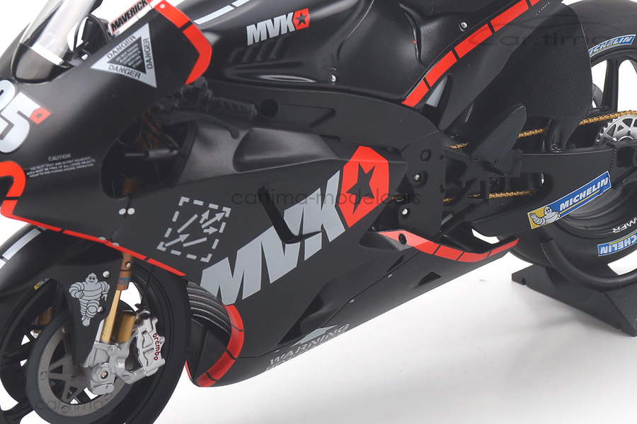 Yamaha YZR-M1 Valencia Test 2016 Maverick Vinales Minichamps 1:12 122163925 Yamaha YZR-M1 Valencia Test 2016 Maverick Vinales Minichamps 1:12 122163925
