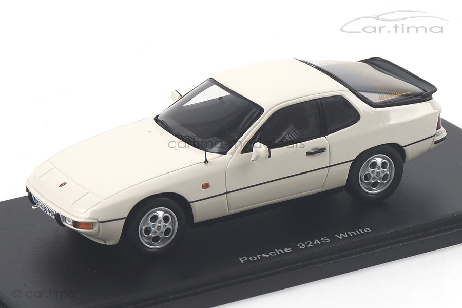 Porsche 924 S Alpinweiß Spark 1:43 S4460 Porsche 924 S Alpinweiß Spark 1:43 S4460