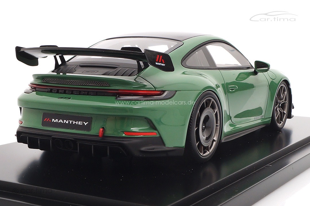 Porsche 911 (992) GT3 Manthey Kit Auratiumgrün Spark 1:18 WAP0213030TGT3