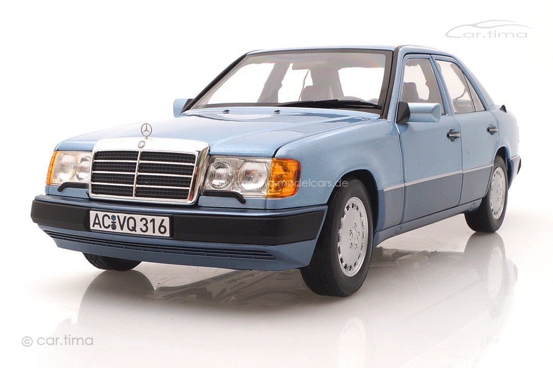 Mercedes-Benz 230 E 1990 hellblau met. Norev 1:18 183945 Mercedes-Benz 230 E 1990 hellblau met. Norev 1:18 183945