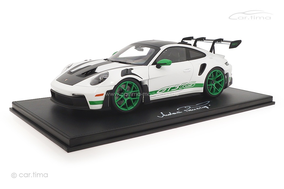 Porsche 911 (992) GT3 RS Tribute to RS Originalsignatur Andreas Preuninger inkl. Vitrine 1:12