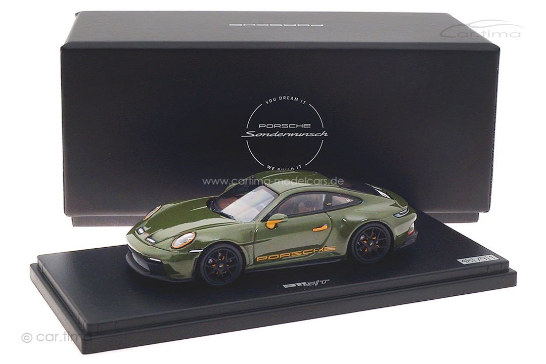 Porsche 911 (992) S/T Sonderwunsch Olivgrün Spark 1:43 WAP020560260ST