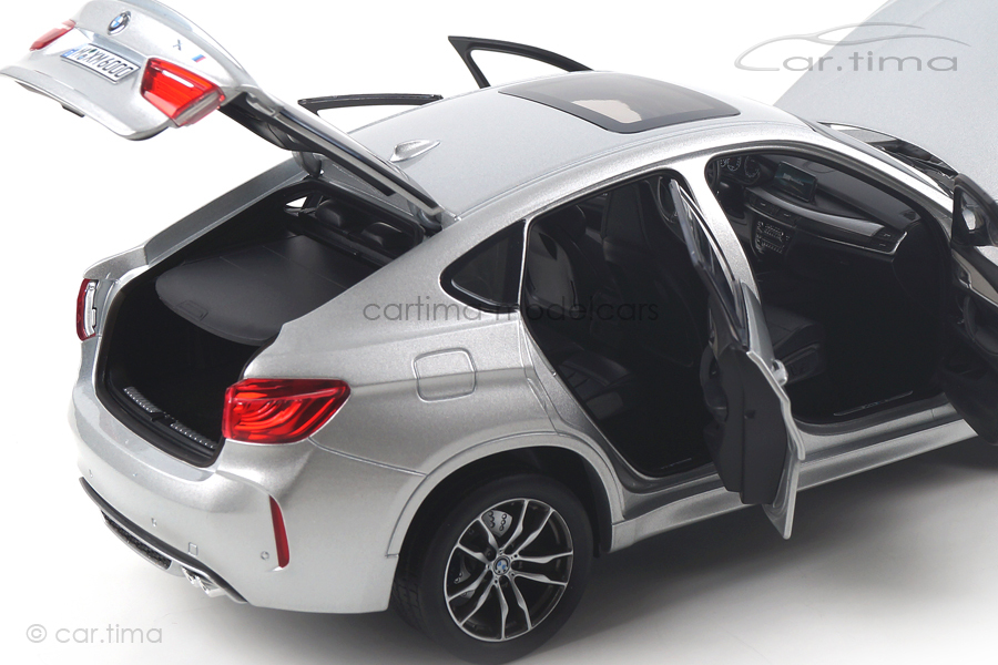 BMW X6 M 2016 silber Norev 1:18 183200 BMW X6 M 2016 silber Norev 1:18 183200