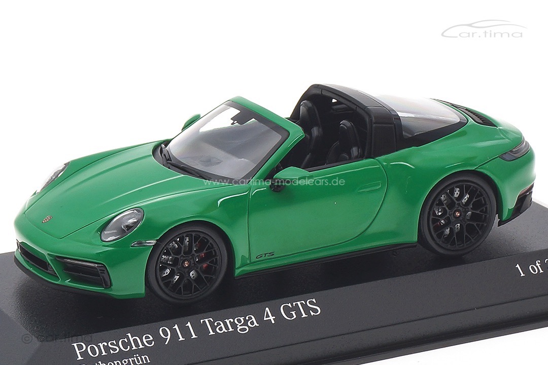 Porsche 911 (992) Targa 4 GTS Pythongrün Minichamps 1:43 410061062