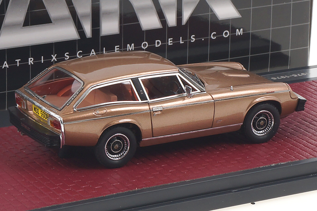 Jensen GT gold met. Matrix 1:43 MX41002-141 Jensen GT gold met. Matrix 1:43 MX41002-141