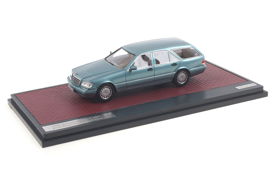 Mercedes-Benz Binz Cadform S140T blau met. Matrix 1:43 MX51302-221 Mercedes-Benz Binz Cadform S140T blau met. Matrix 1:43 MX51302-221