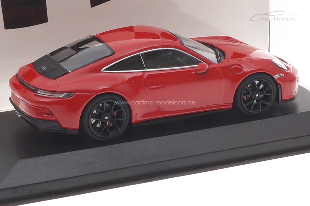 Porsche 911 (992) GT3 Touring Indischrot Minichamps 1:43 413069607 Porsche 911 (992) GT3 Touring Indischrot Minichamps 1:43 413069607