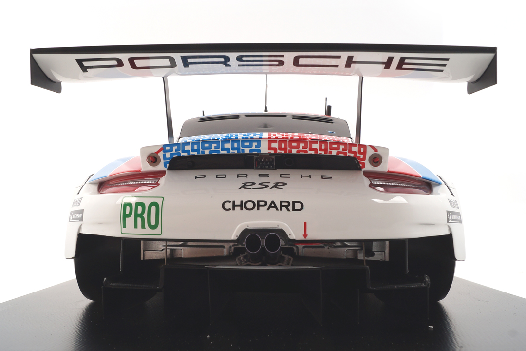 Porsche 911 RSR 24h Le Mans 2019 Bamber/Pilet/Tandy Spark 1:12 12S020 Porsche 911 RSR 24h Le Mans 2019 Bamber/Pilet/Tandy Spark 1:12 12S020