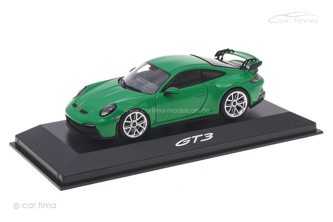 Porsche 911 (992) GT3 Pythongrün Minichamps 1:43 WAP0201500NGT3 Porsche 911 (992) GT3 Pythongrün Minichamps 1:43 WAP0201500NGT3
