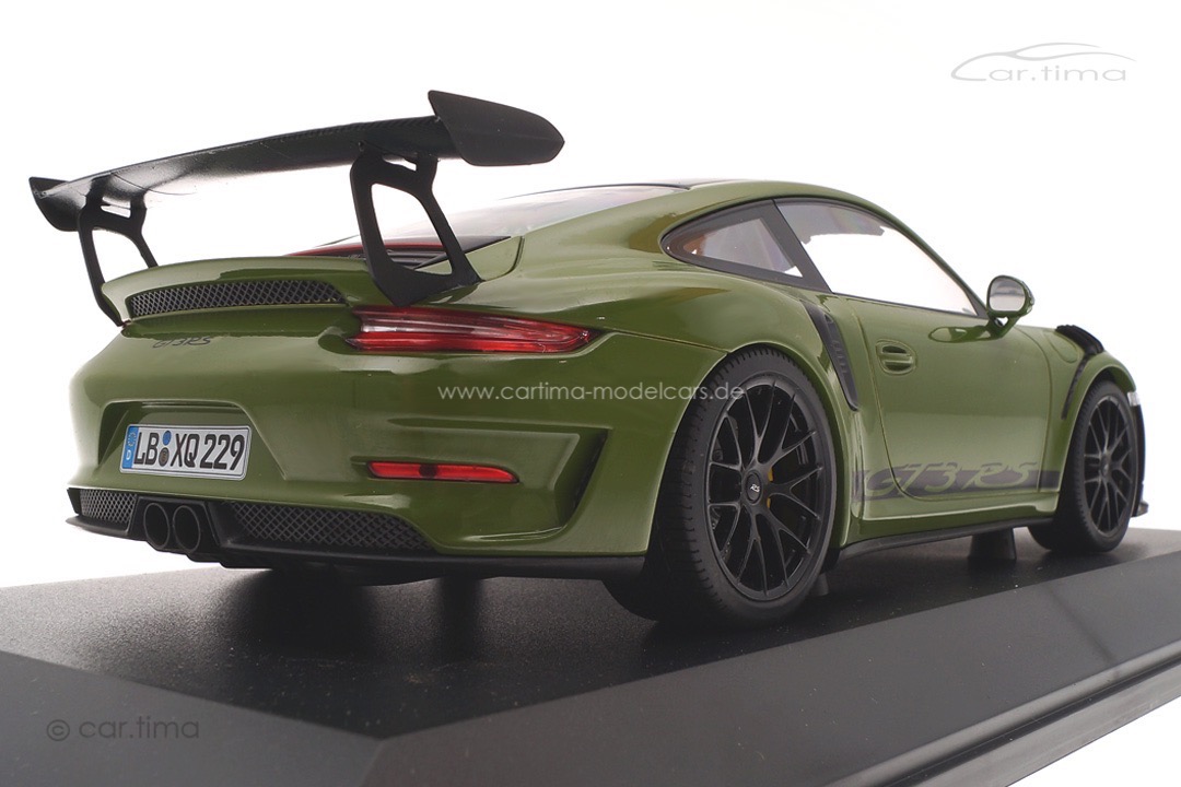 Porsche 911 (991 II) GT3 RS Weissach Paket 2019 grün/Rad schwarz Minichamps 1:18 155068232 Porsche 911 (991 II) GT3 RS Weissach Paket 2019 grün/Rad schwarz Minichamps 1:18 155068232