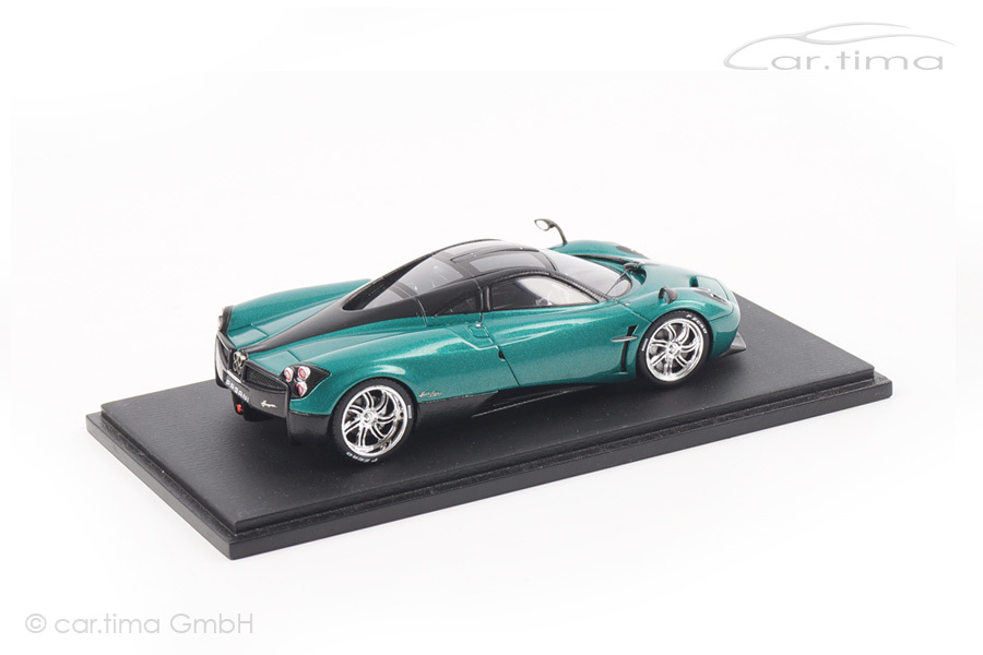 Pagani Huayra grün met. Spark 1:43 S3563