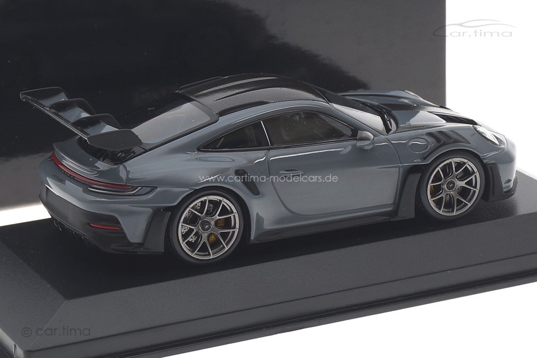 Porsche 911 (992) GT3 RS Weissach Paket Arktikgrau/Rad silber Minichamps 1:43 410062100 Porsche 911 (992) GT3 RS Weissach Paket Arktikgrau/Rad silber Minichamps 1:43 410062100