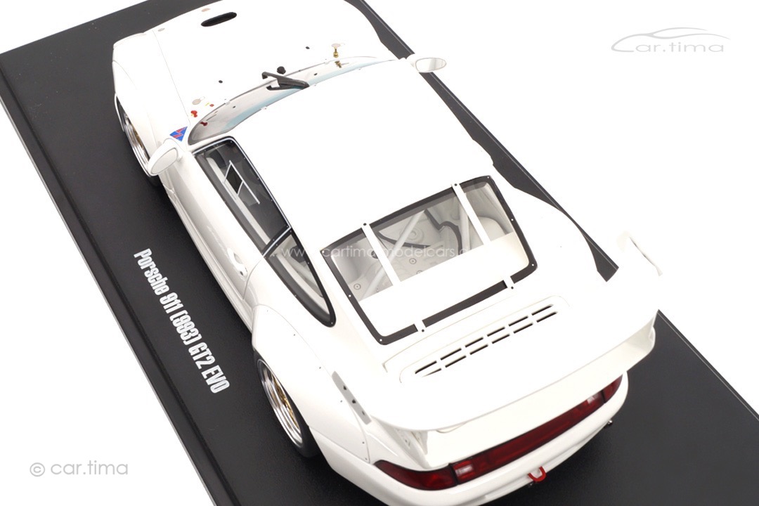 Porsche 911 (993) GT2 Evo Grandprix-weiß GT Spirit 1:18 GT532