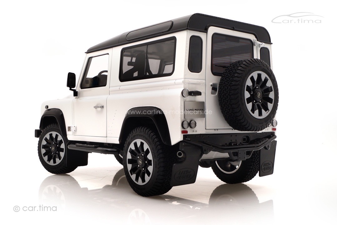 Land Rover Defender 90 Works 2018 weiß LCD Models 1:18 LCD18007-WH Land Rover Defender 90 Works 2018 weiß LCD Models 1:18 LCD18007-WH