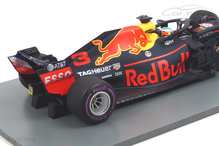 Aston Martin Red Bull Racing RB14 Winner GP Monaco 2018 Daniel Ricciardo Spark 1:18 18S351