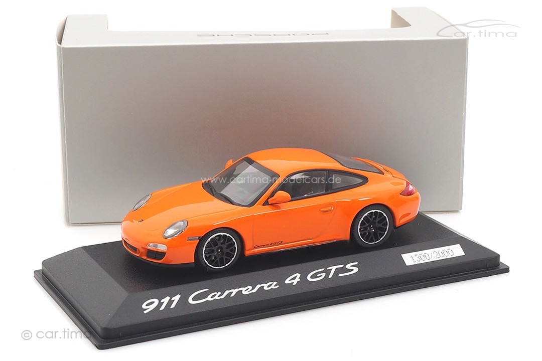 Porsche 911 (997 II) Carrera 4 GTS PTS Orange Minichamps 1:43 WAP0201140C