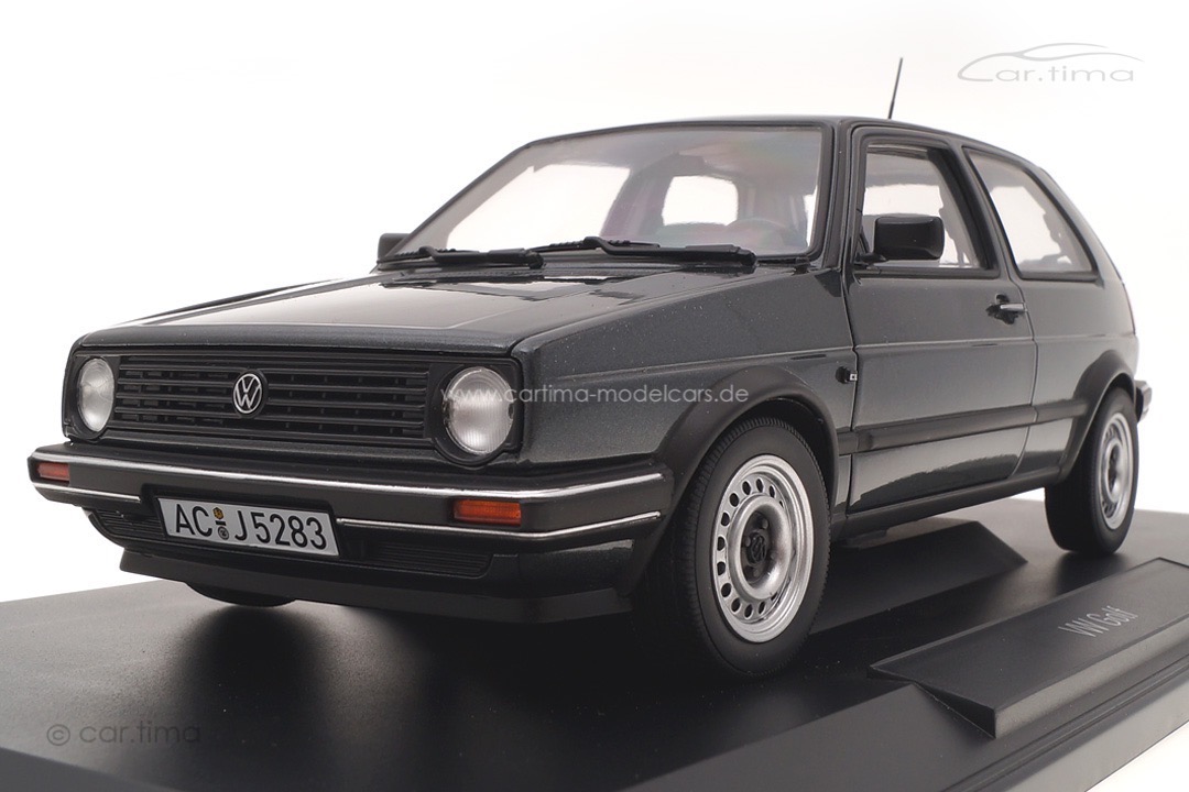 Volkswagen Golf CL grau met. (1988) Norev 1:18 188556