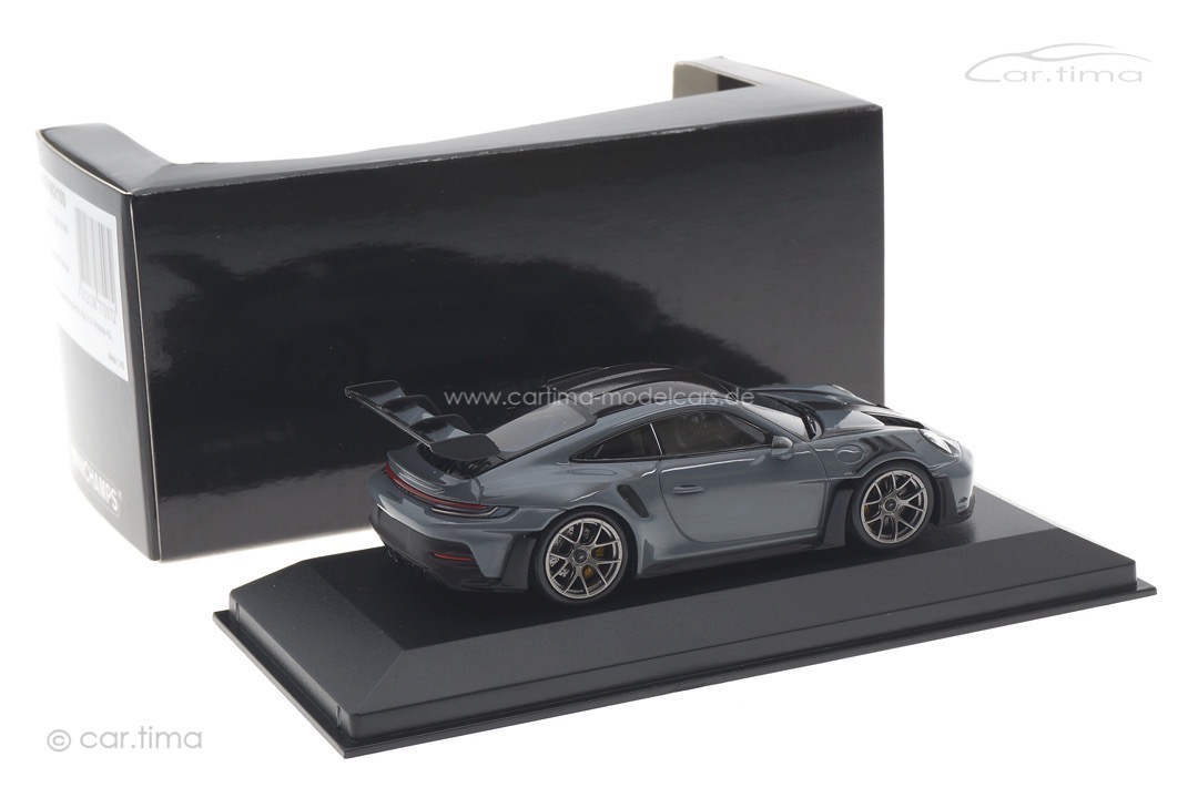 Porsche 911 (992) GT3 RS Weissach Paket Arktikgrau/Rad silber Minichamps 1:43 410062100 Porsche 911 (992) GT3 RS Weissach Paket Arktikgrau/Rad silber Minichamps 1:43 410062100