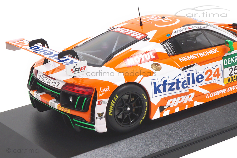 Audi R8 LMS ADAC GT Masters 2016 Dobitsch/Sandström Minichamps 1:18 155161125 Audi R8 LMS ADAC GT Masters 2016 Dobitsch/Sandström Minichamps 1:18 155161125