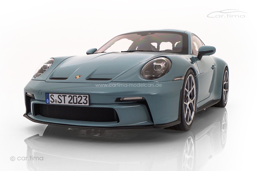 Porsche 911 (992) S/T Meissenblau Norev 1:12 127550