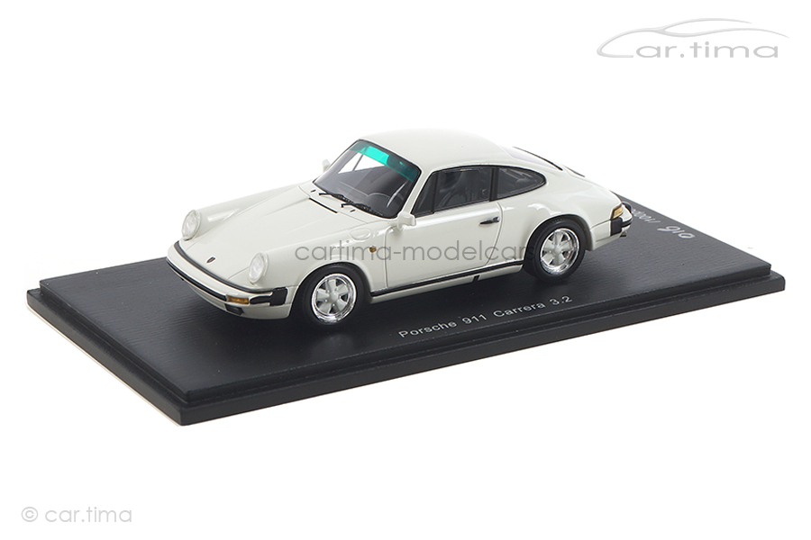 Porsche 911 Carrera 3.2 Grandprix-weiß/Fuchsfelge weiß Spark 1:43 CA04311009 