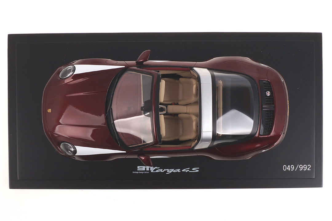 Porsche 911 (992) Targa 4S Heritage Design Cherryrot Spark 1:18 WAP0219110MTRG Porsche 911 (992) Targa 4S Heritage Design Cherryrot Spark 1:18 WAP0219110MTRG