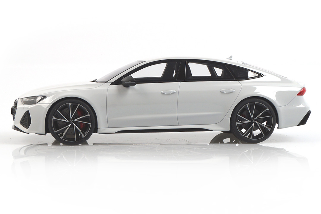 Audi RS7 Sportback Glacier weiß GT Spirit 1:18 GT302 Audi RS7 Sportback Glacier weiß GT Spirit 1:18 GT302