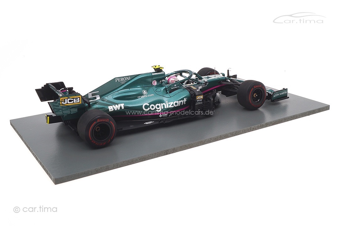 Aston Martin AMR21 GP Bahrain 2021 Sebastian Vettel Spark 1:18 18S586 Aston Martin AMR21 GP Bahrain 2021 Sebastian Vettel Spark 1:18 18S586